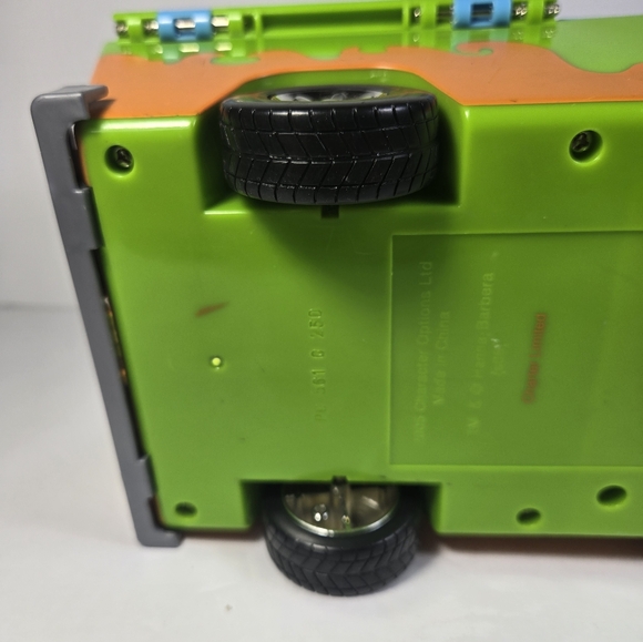 SCOOBY DOO Mystery Machine Van GHOST PATROL w/ Opening Hatch - Picture 7 of 12